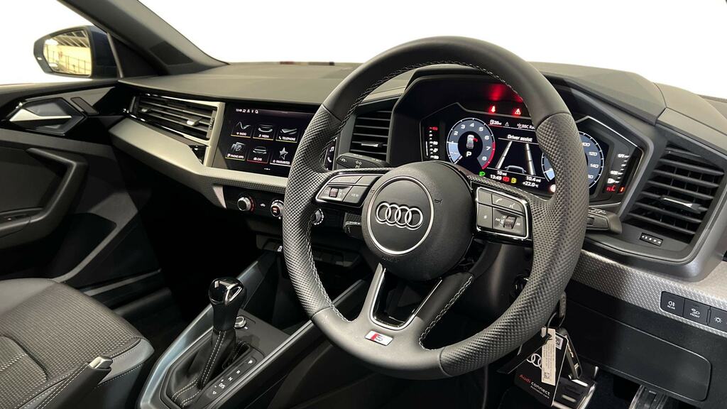 Audi A1 25 Tfsi S Line S Tronic FA26NKM Blue #6