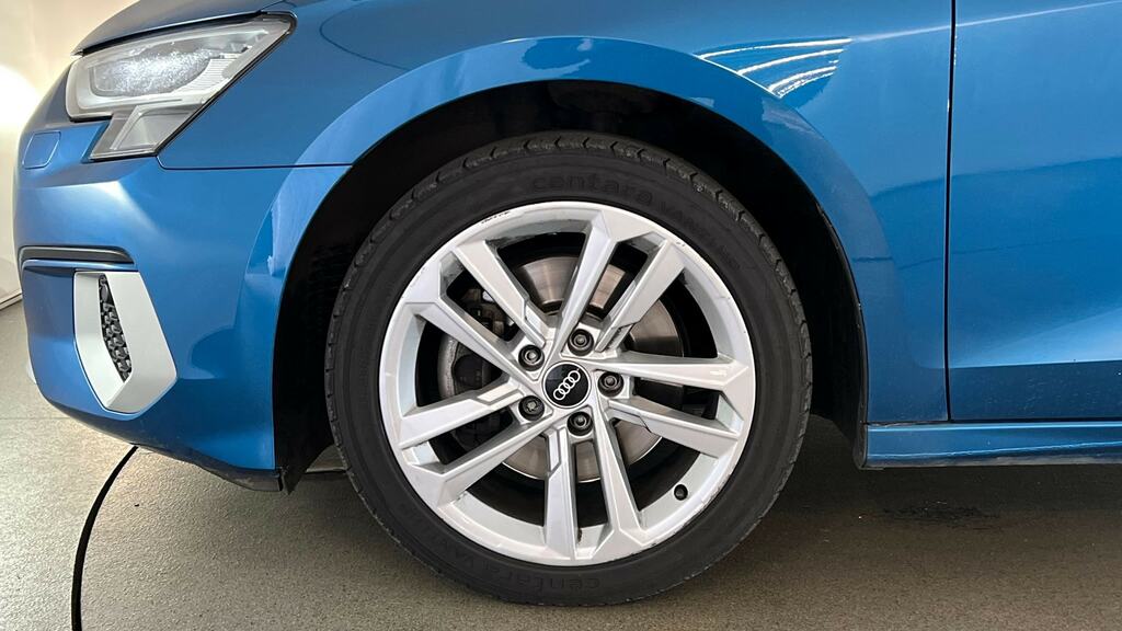 Audi A3 30 Tfsi Sport BD21FZV Blue #5