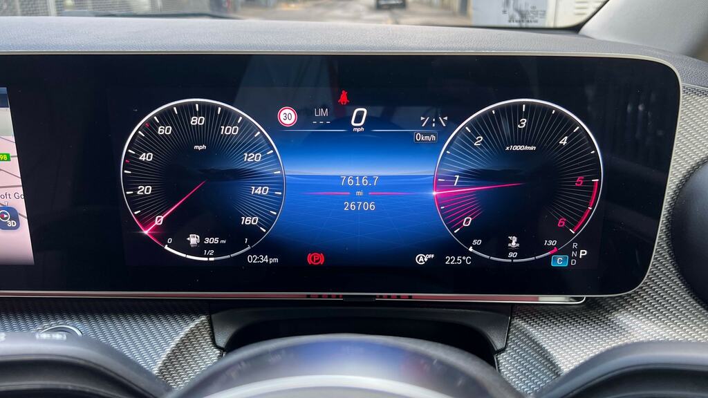 Mercedes-Benz V Class V300 D Premium Amg Line 9G-tronic Long Black #2