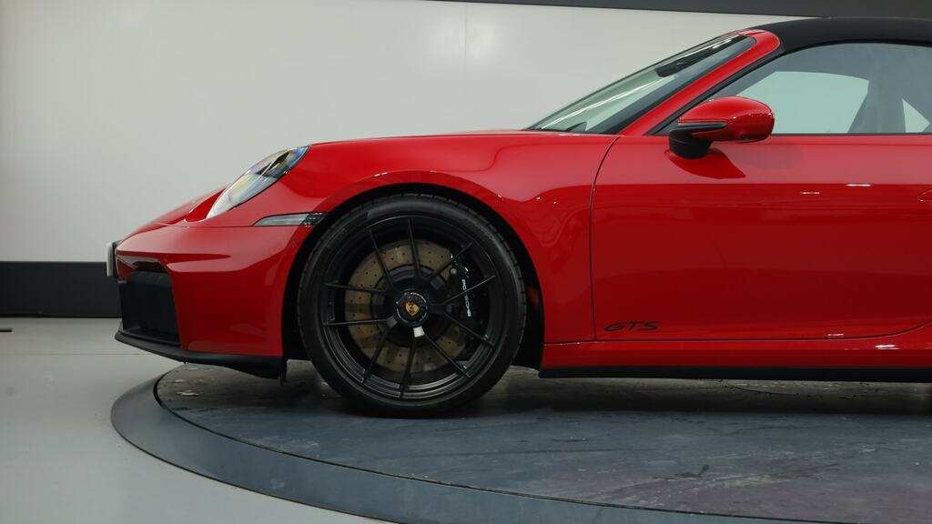 Porsche 911 Gts T-hybrid Pdk YK26AWO Red #3
