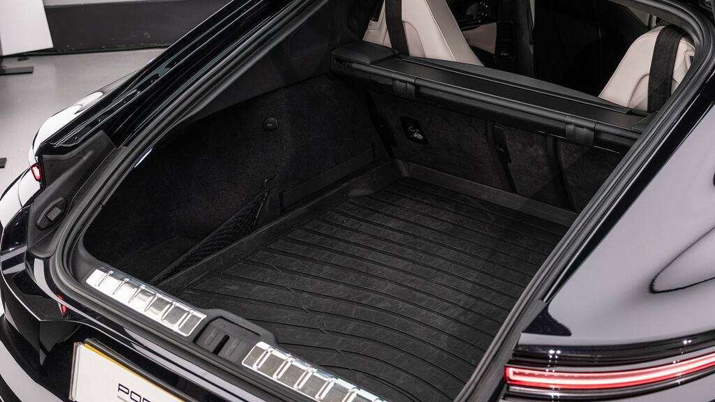 Porsche Panamera Automatic #19