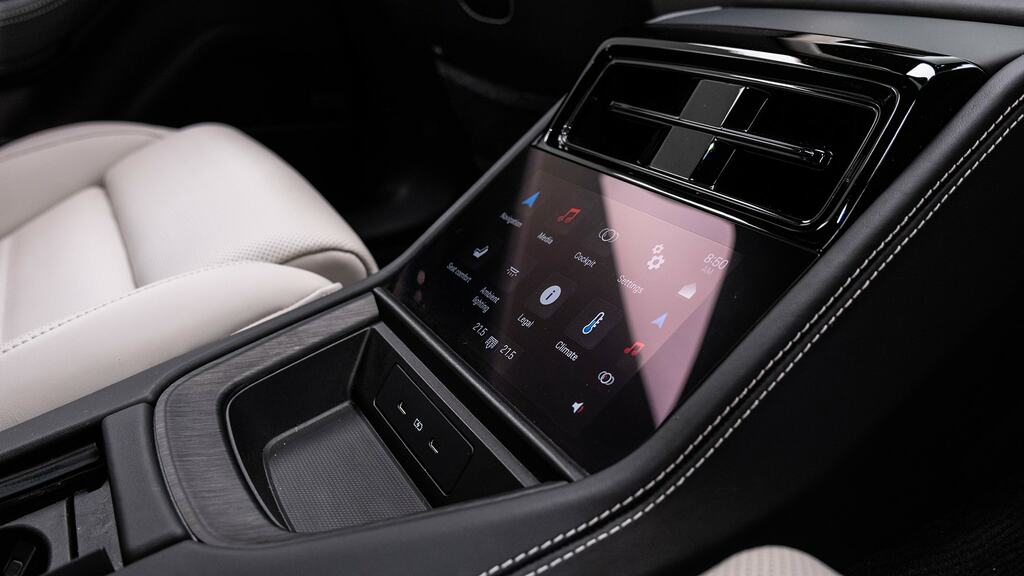 Porsche Panamera Automatic #49