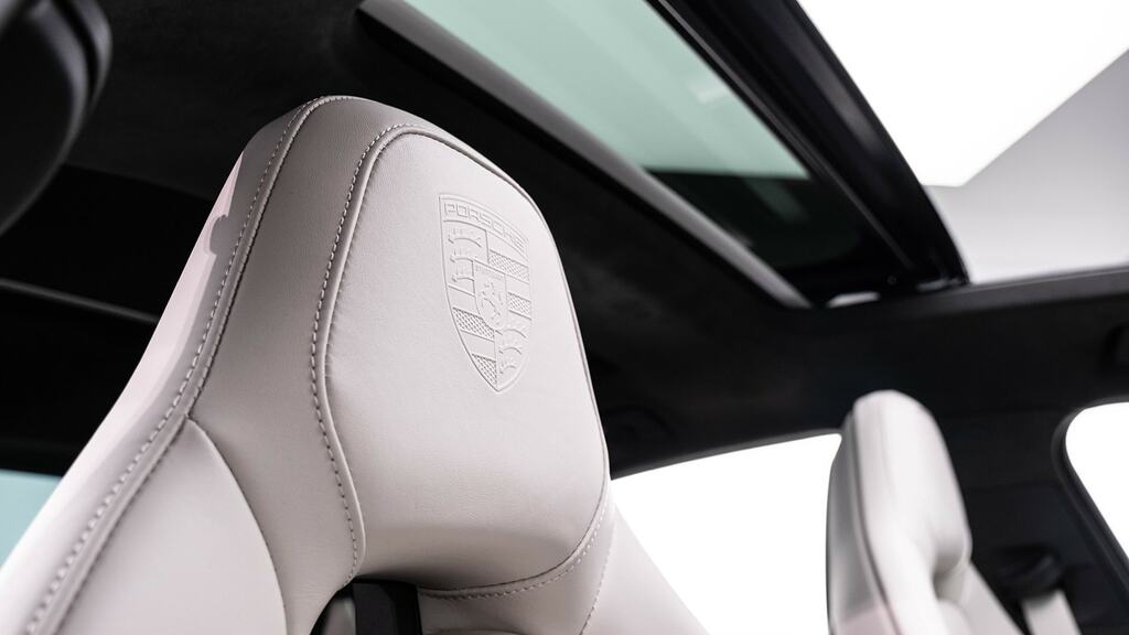 Porsche Panamera Automatic #46