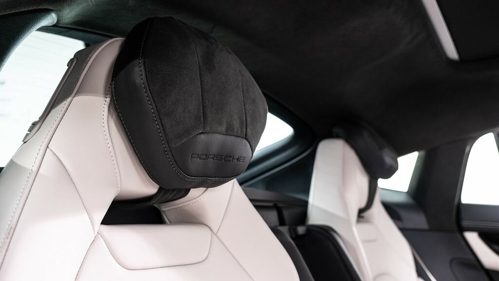 Porsche Panamera Automatic #50