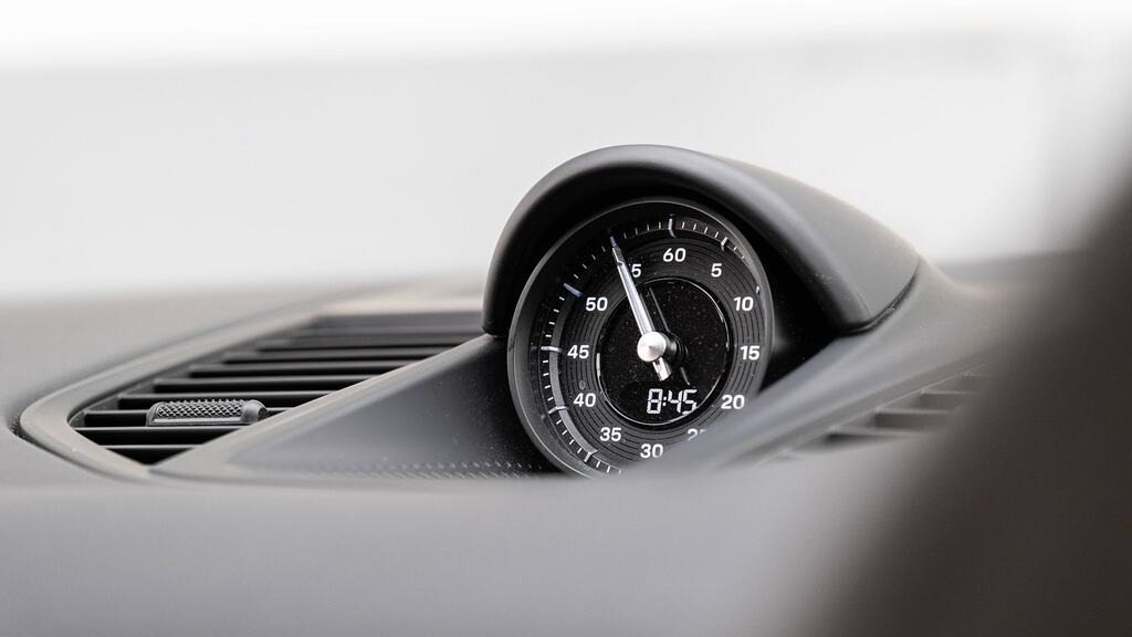 Porsche Panamera Automatic #18