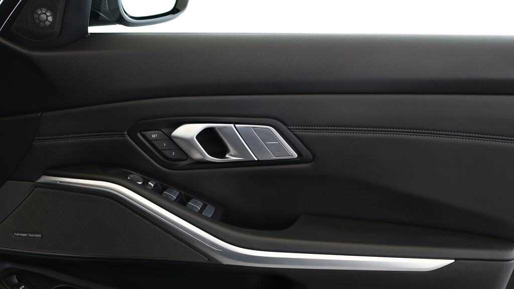 BMW M3 2.3L Null White #19