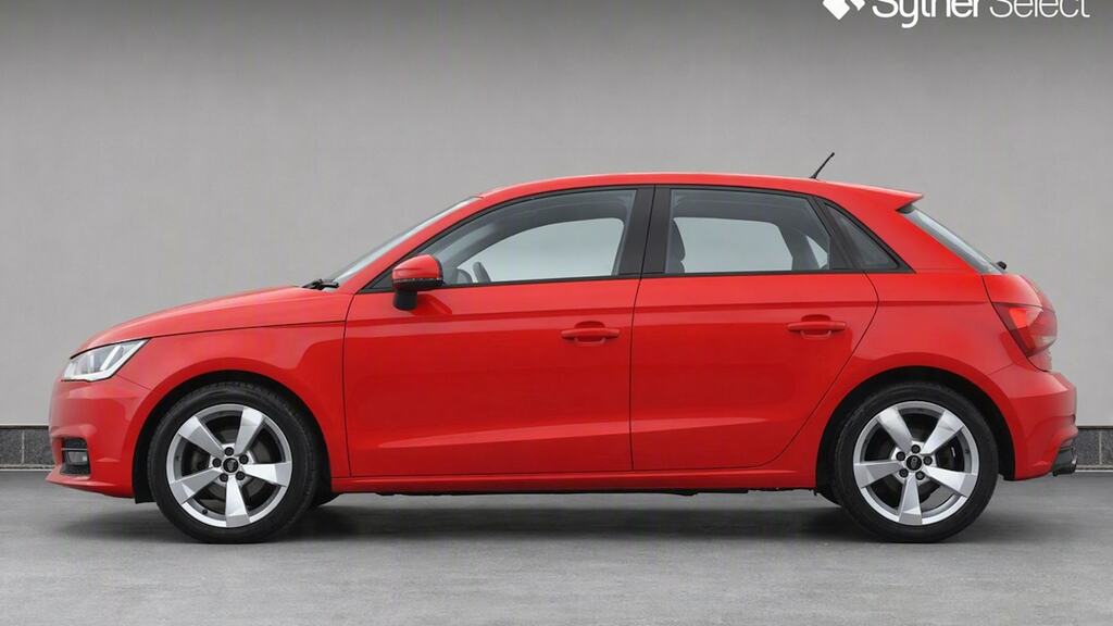 Audi A1 1.0 Tfsi Sport FJ17UZM Red #6