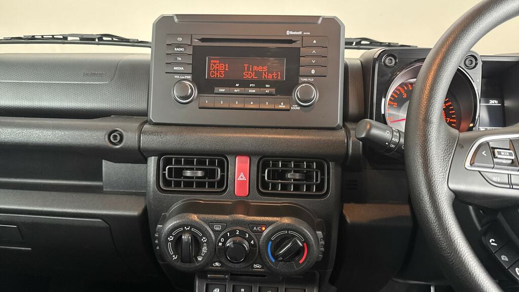 Suzuki Jimny 1.5 Sz4 Allgrip White #6