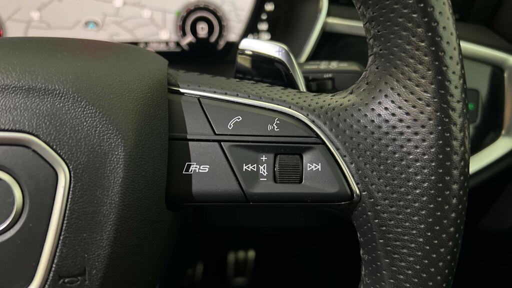 Audi RS Q3 Vorsprung Black #18