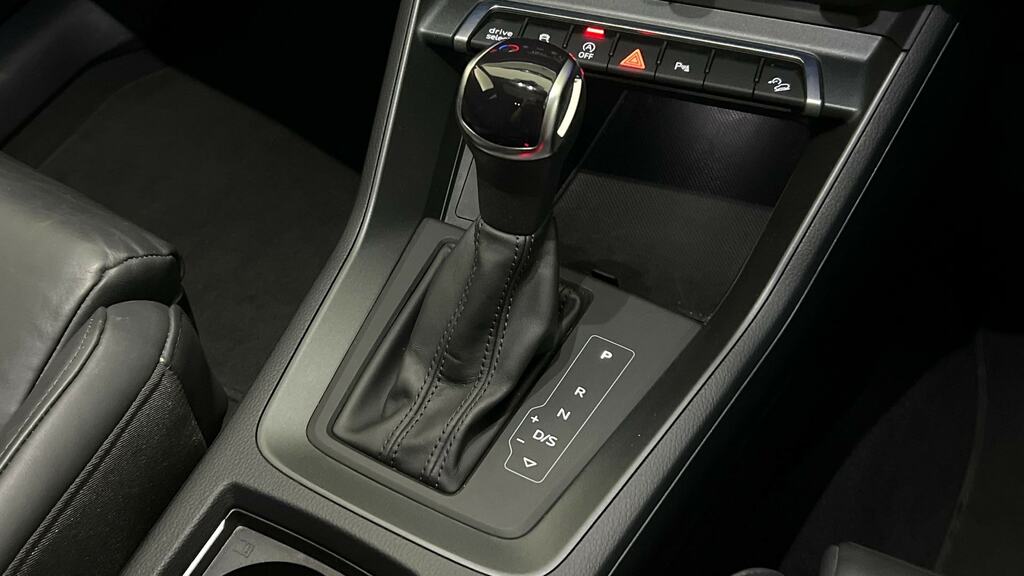 Audi RS Q3 Vorsprung Black #14