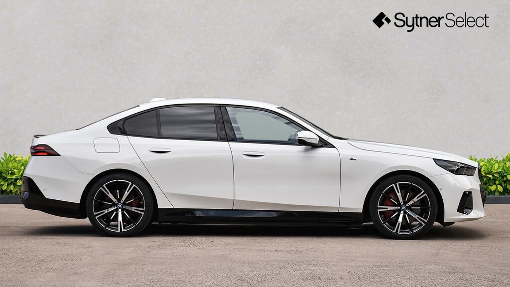 BMW i5 250Kw Edrive40 M Sport Pro 84Kwh Comf White #6