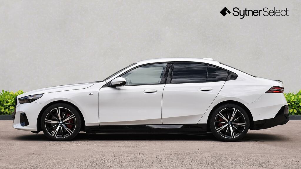 BMW i5 250Kw Edrive40 M Sport Pro 84Kwh Comf White #3