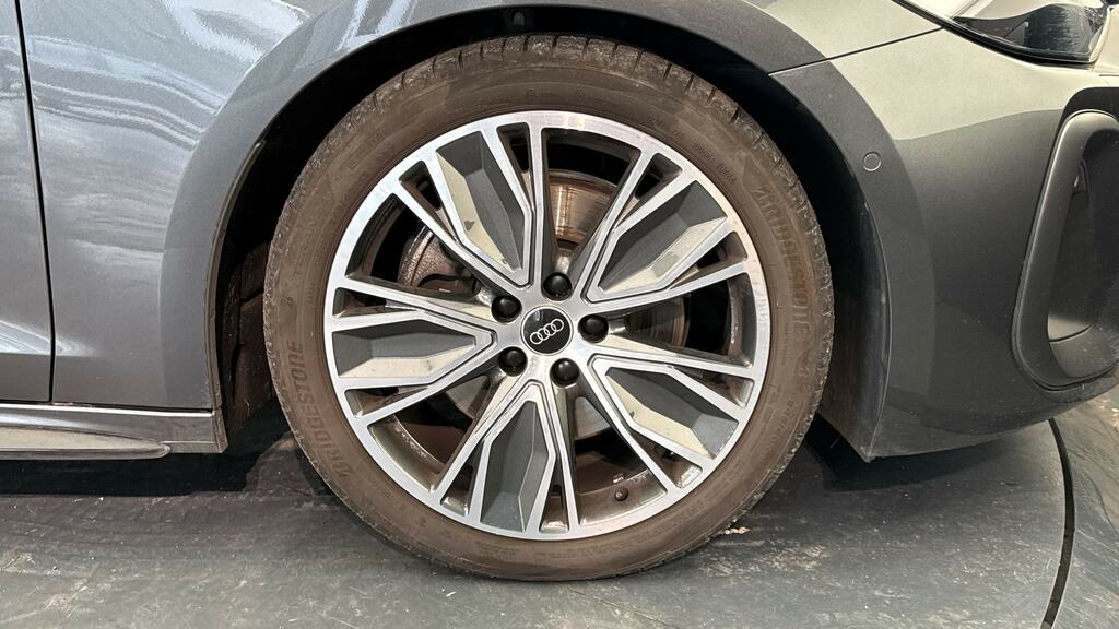 Audi A5 2.0 Tdi 204 Launch Edition S Tronic KM74HRX Grey #5