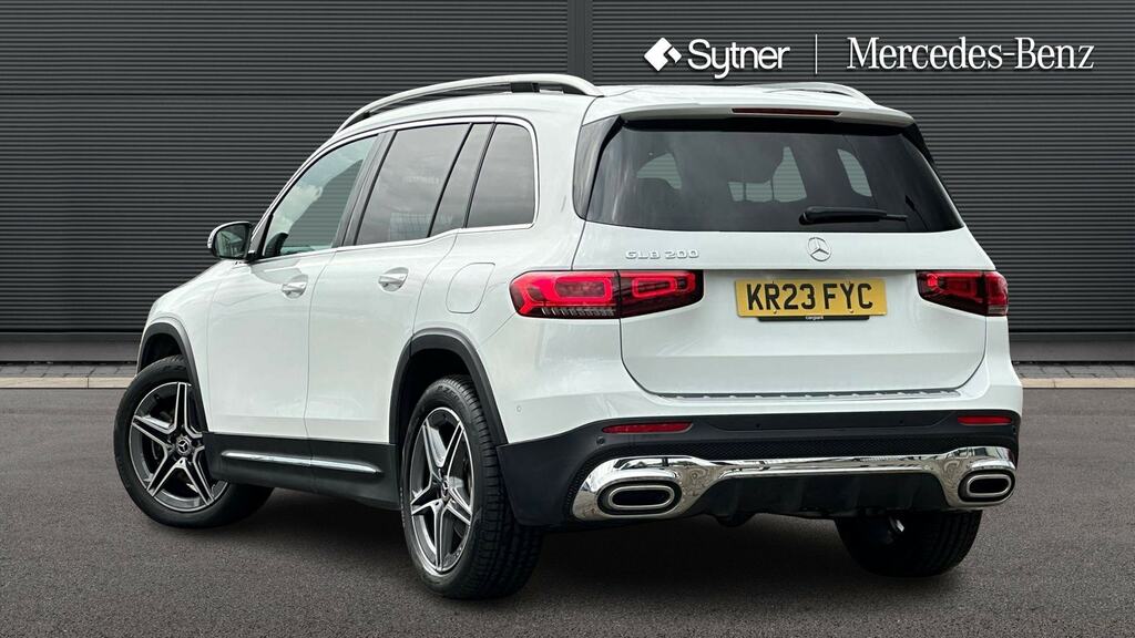 Mercedes-Benz GLB Class Glb 200 Amg Line Premium 7G-tronic White #2
