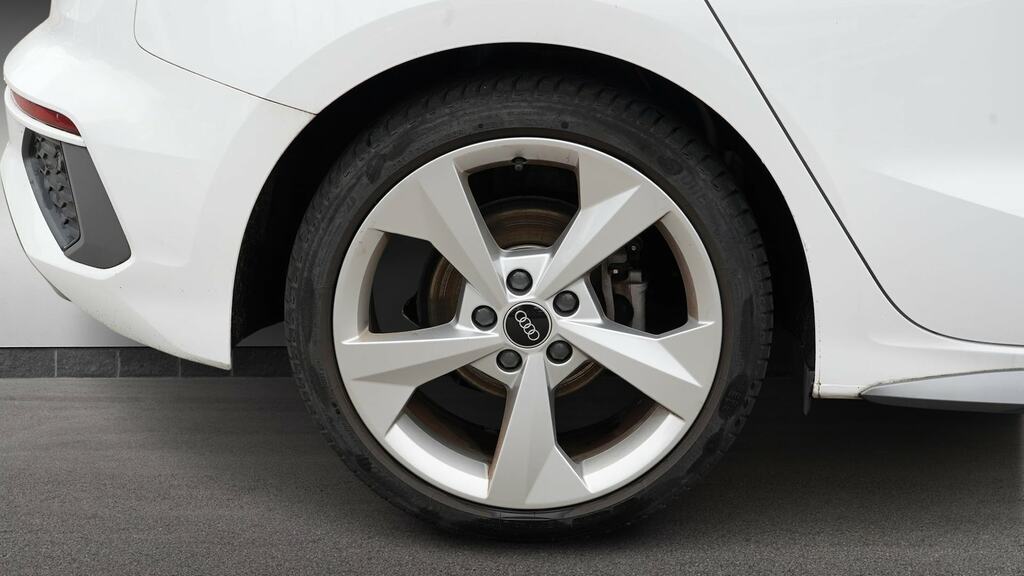 Audi A3 30 Tfsi S Line S Tronic CY72AYZ White #5