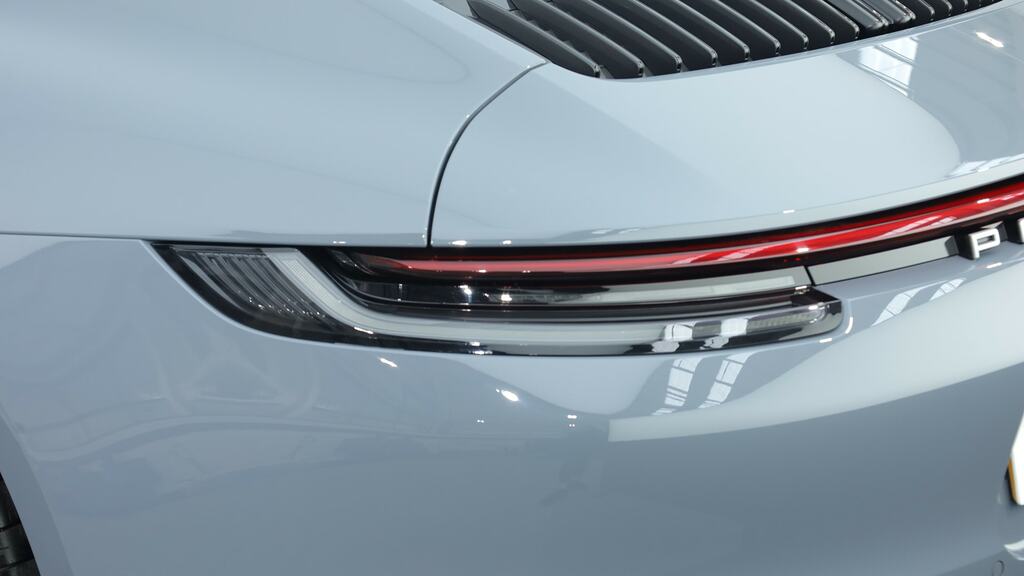 Porsche 911 2dr Pdk Silver #36