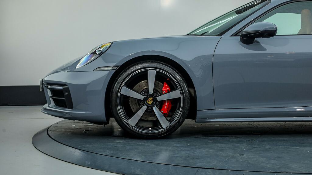 Porsche 911 2dr Pdk Silver #3