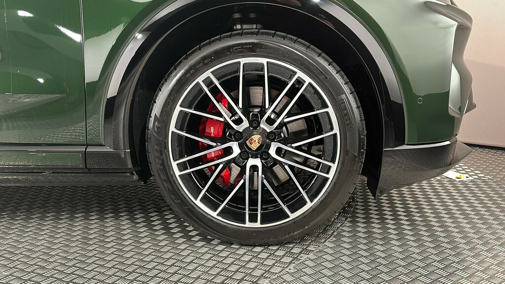 Porsche Cayenne 490Kw S 113Kwh Green #6