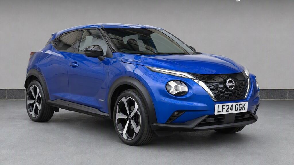 Nissan Juke 1.6 Hybrid Tekna Blue