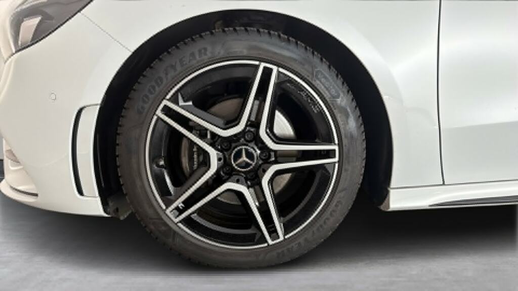 Mercedes-Benz B Class B180d Amg Line Executive Edition Black #26