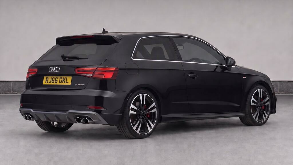 Audi A3 2.0 Tfsi Quattro S Line S Tronic Black #4