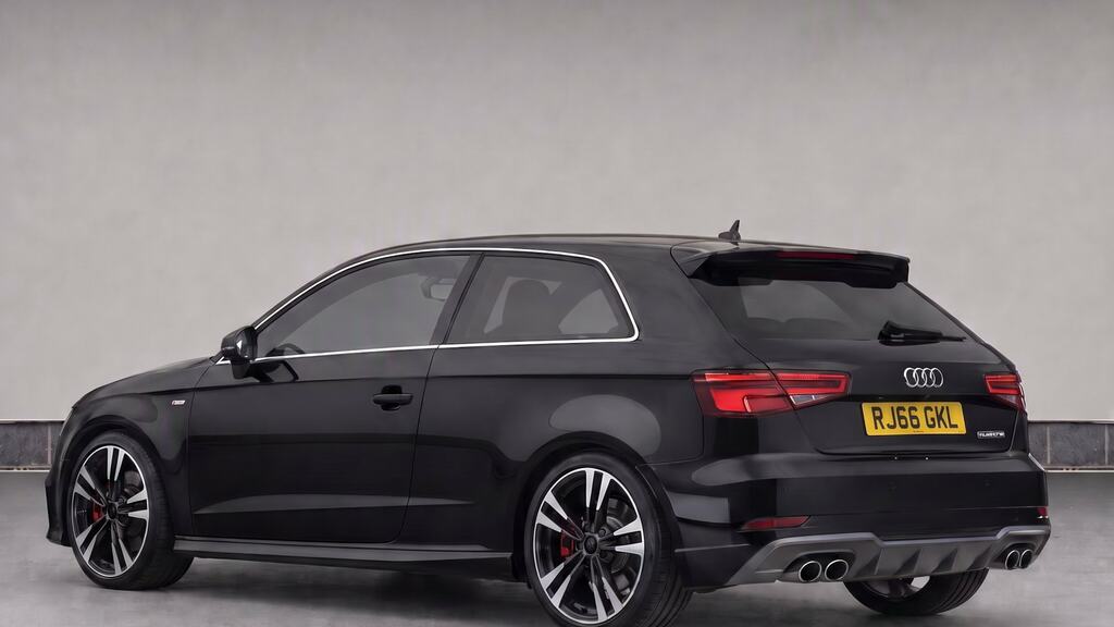 Audi A3 2.0 Tfsi Quattro S Line S Tronic Black #3