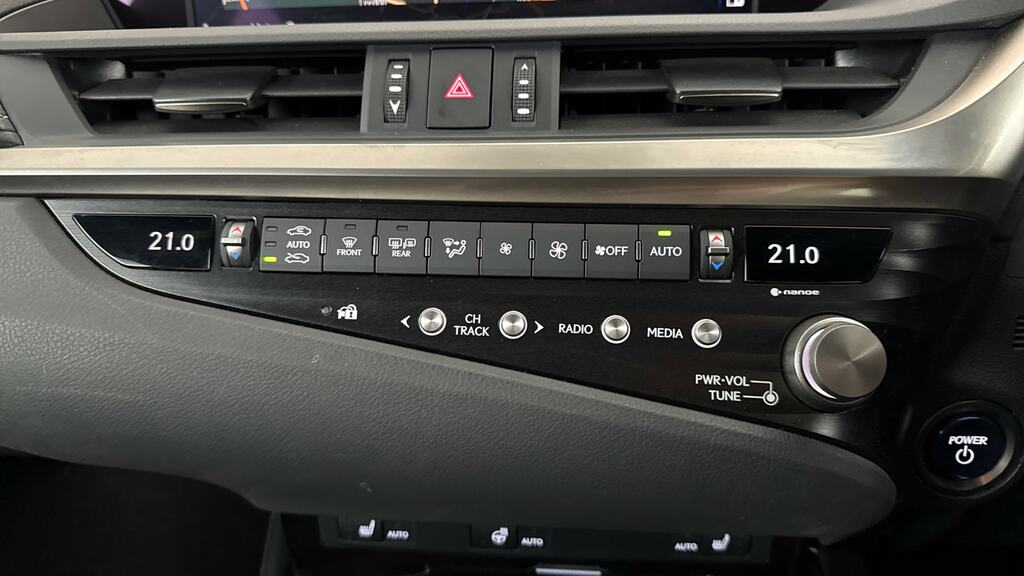 Lexus ES 300H Grey #16