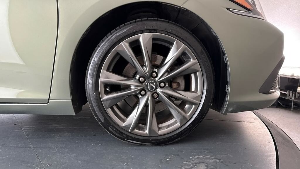 Lexus ES 300H Grey #23