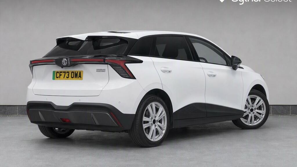 MG MG4 150Kw Trophy Ev Long Range 64Kwh White #4