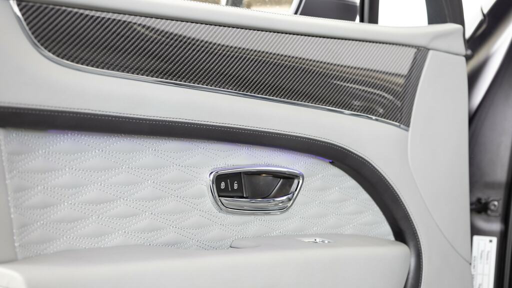 Bentley Bentayga 4.0 V8 Speed Launch Pack White #19