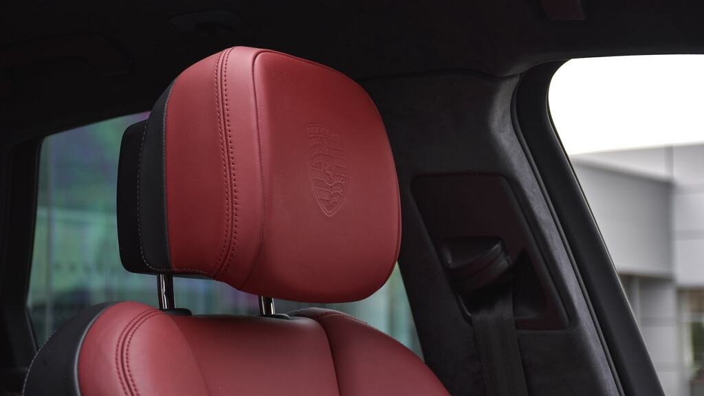 Porsche Macan Macan Grey #20