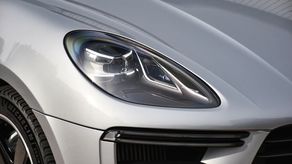 Porsche Macan Macan Grey #22