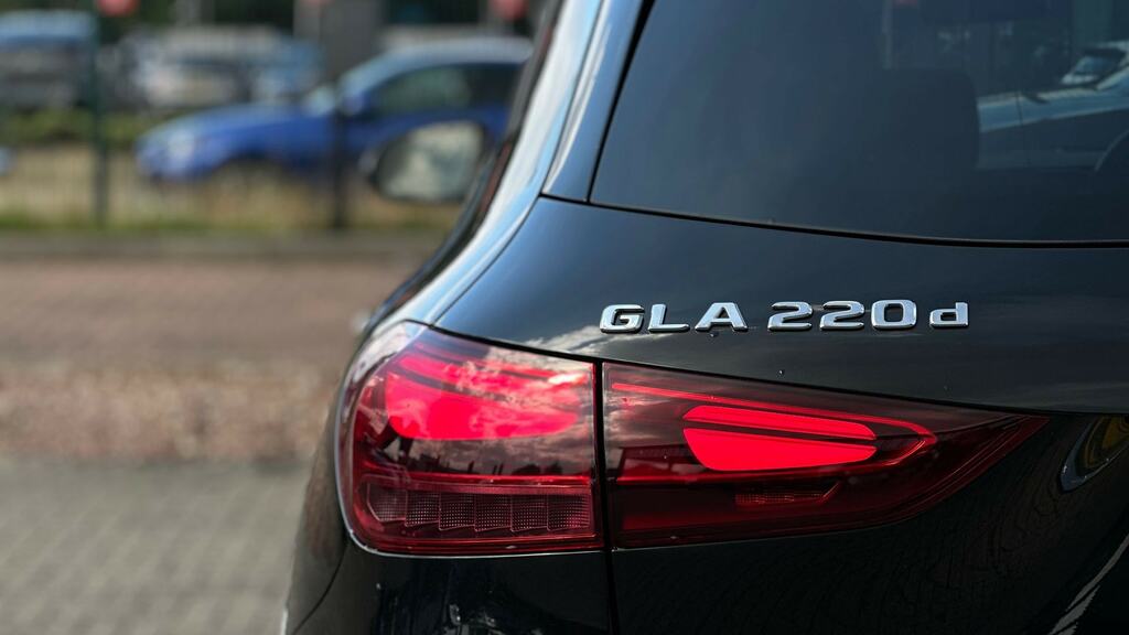Mercedes-Benz GLA Class Gla 35 4Matic Premium Plus MMZ1868 Black #21