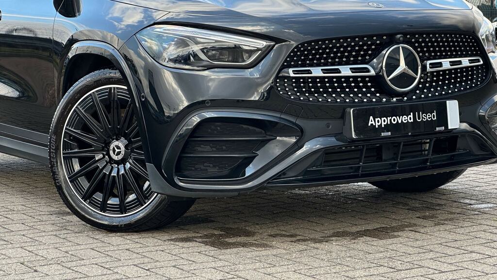 Mercedes-Benz GLA Class Gla 35 4Matic Premium Plus MMZ1868 Black #19