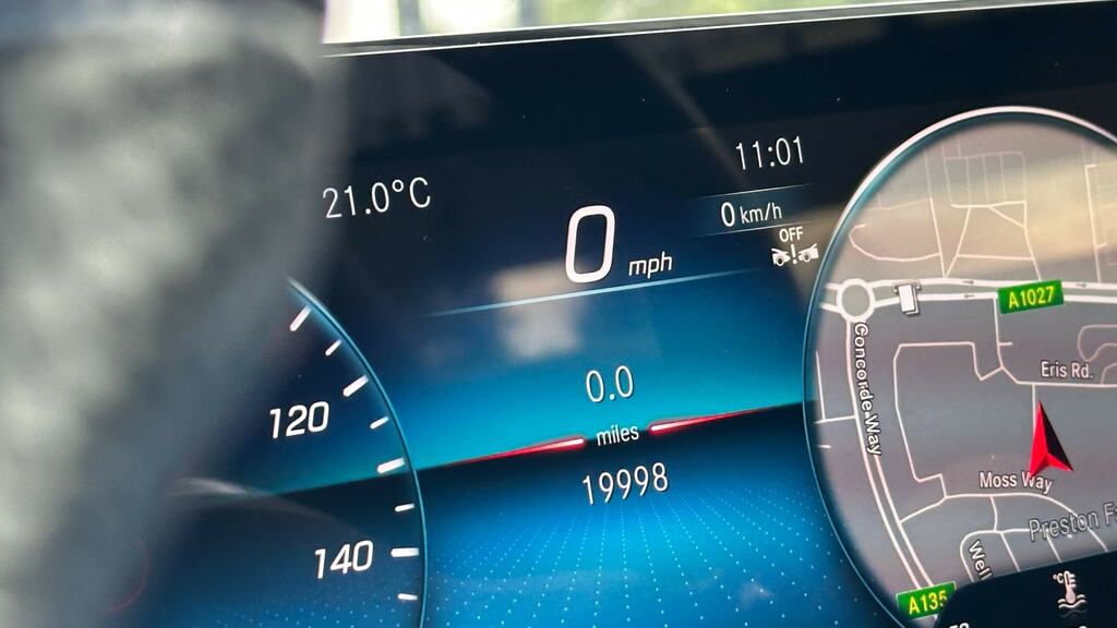 Mercedes-Benz CLA Class 180 Amg Line Premium Tip Blue #13