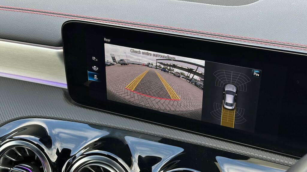 Mercedes-Benz CLA Class 180 Amg Line Premium Tip Blue #15