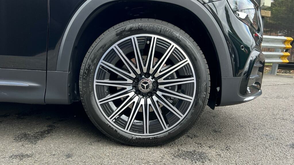 Mercedes-Benz GLB Class Glb 200 Amg Line Premium Plus 7G-tronic Black #5