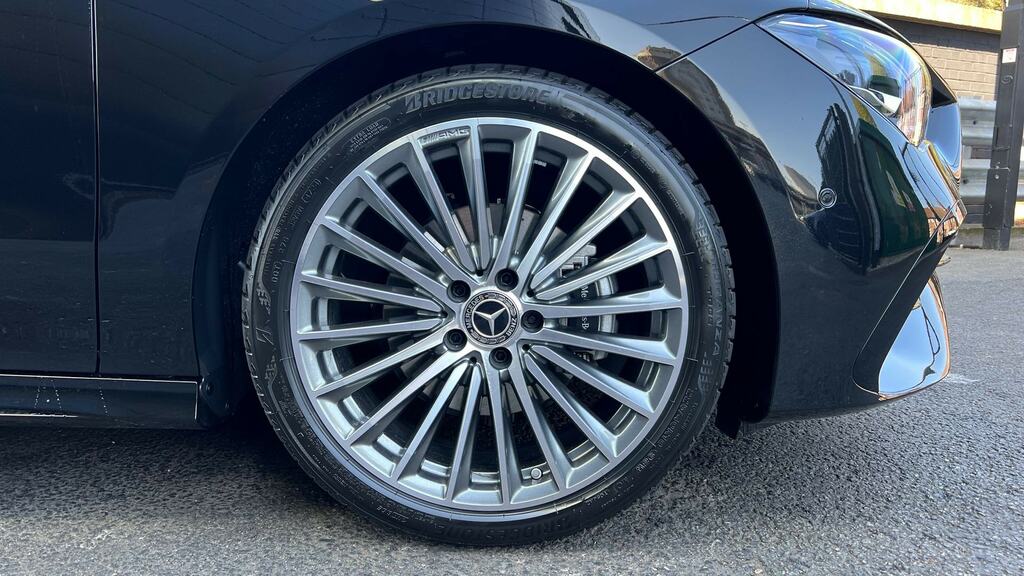 Mercedes-Benz CLA Class Cla 180 Amg Line Premium Tip Black #5