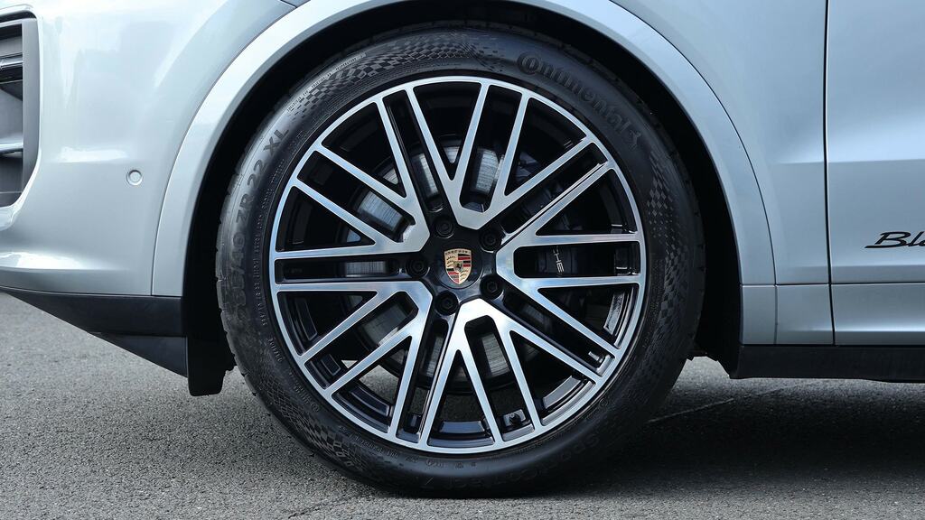 Porsche Cayenne E-hybrid Black Edition Tiptronic S Silver #4
