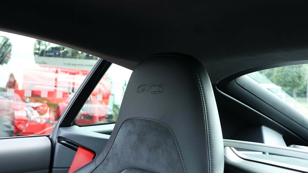 Porsche 718 Cayman 2L Null Blue #26
