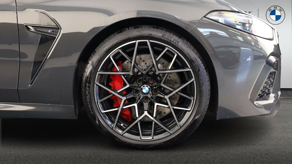 BMW M8 Competition Step Black #17
