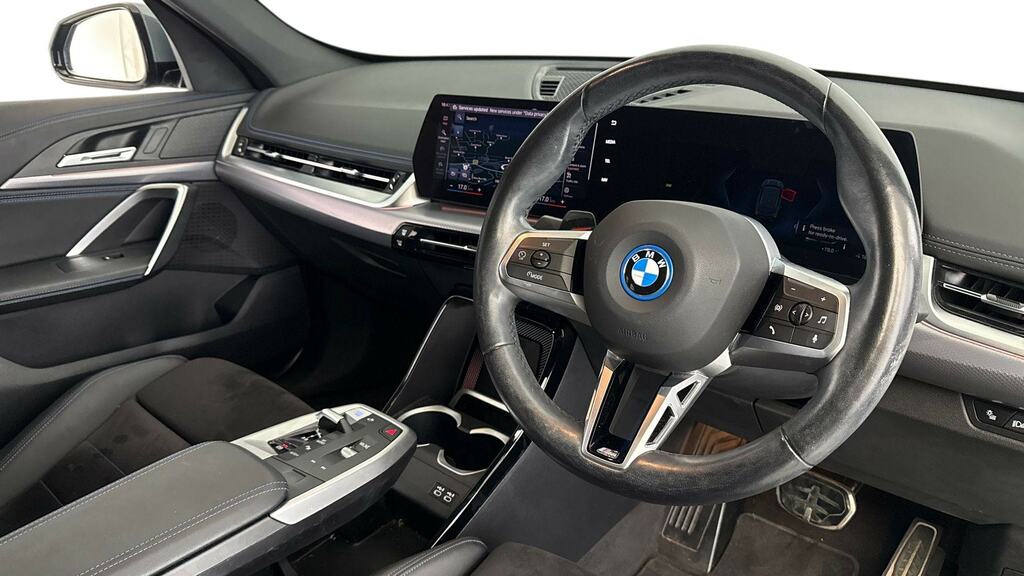BMW iX1 230Kw Xdrive30 M Sport 65Kwh Green #6
