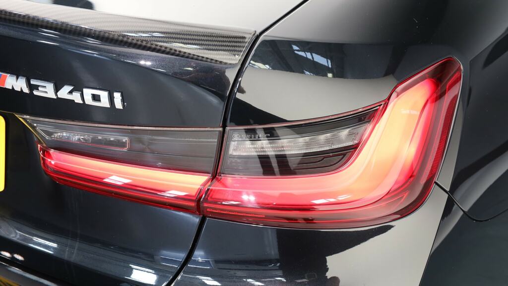 BMW 3 Series M340i Xdrive Mht 392 Step Tech Pack Black #21