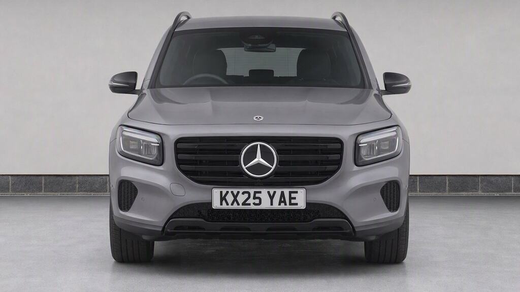 Mercedes-Benz GLB Class Glb 200 Sport Executive 7G-tronic Grey #5