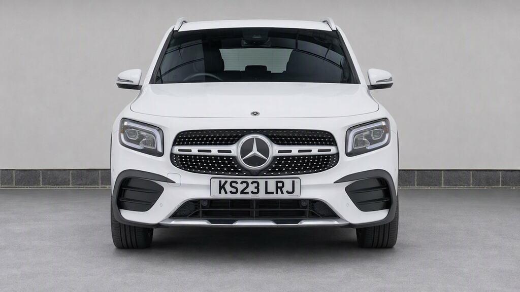 Mercedes-Benz GLB Class Glb 200 Amg Line Executive 7G-tronic White #5