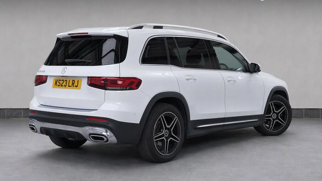 Mercedes-Benz GLB Class Glb 200 Amg Line Executive 7G-tronic White #4