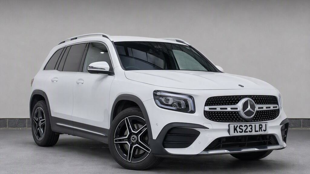 Mercedes-Benz GLB Class Glb 200 Amg Line Executive 7G-tronic White