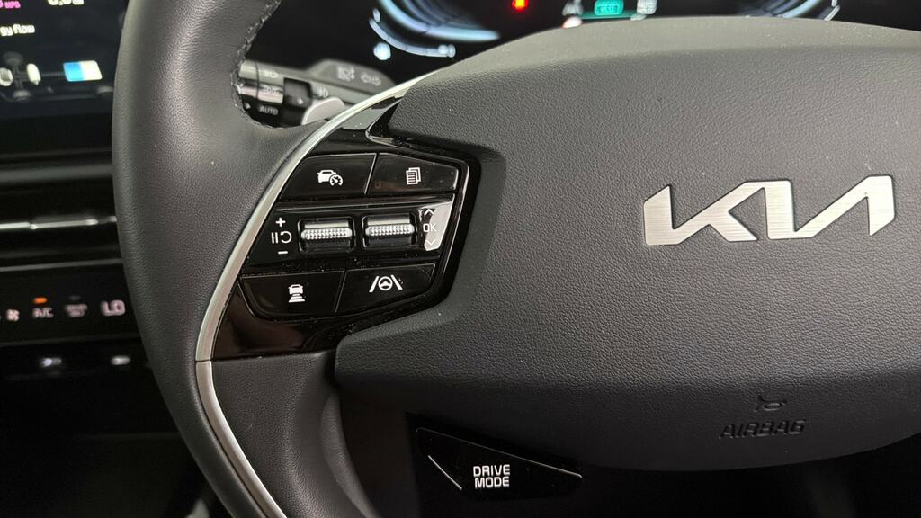 Kia e-Niro 3 Red #17