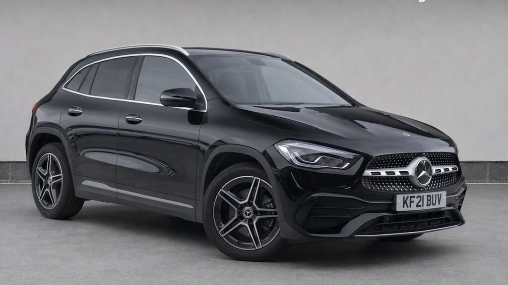 Mercedes-Benz GLA Class Gla 180 Amg Line Premium Plus Black