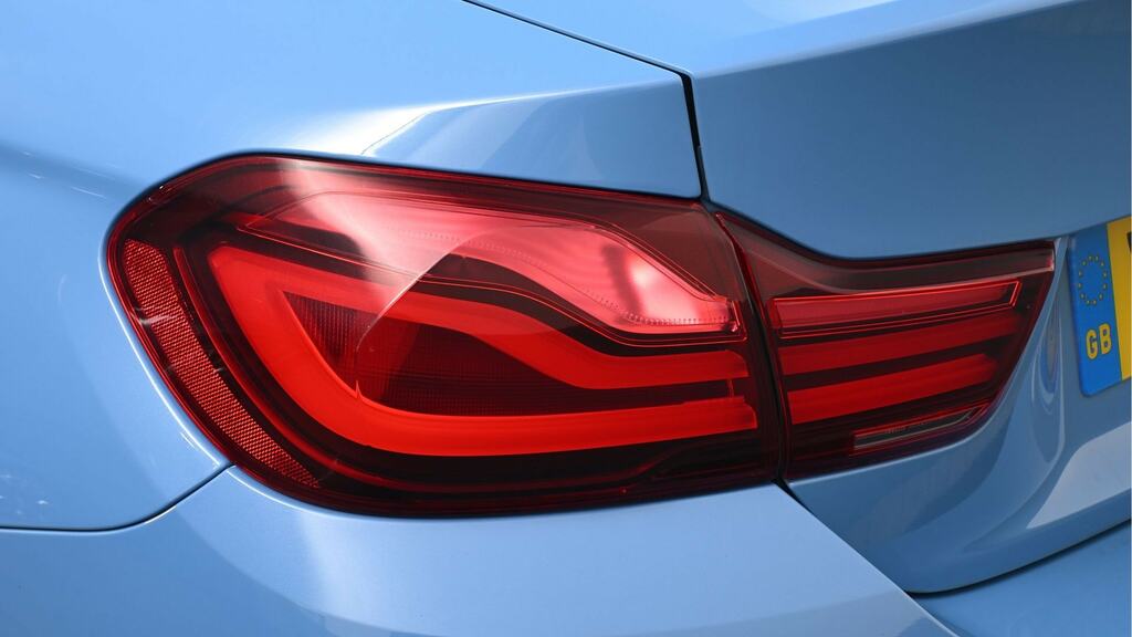 BMW M4 3L Null White #21